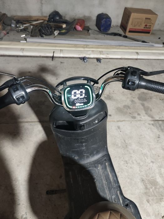 Продам Электро мопед