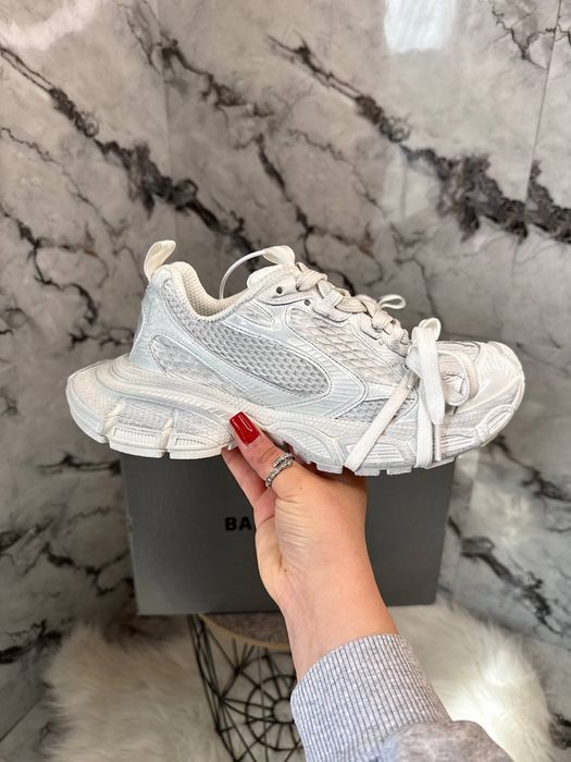 Balenciaga 3XL Dirty White трендові кросівки баленсіага 3хл білі