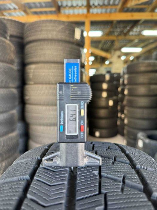Шини зимові 215/60 R16 BRIDGESTONE BLIZZAK VRX 6mm