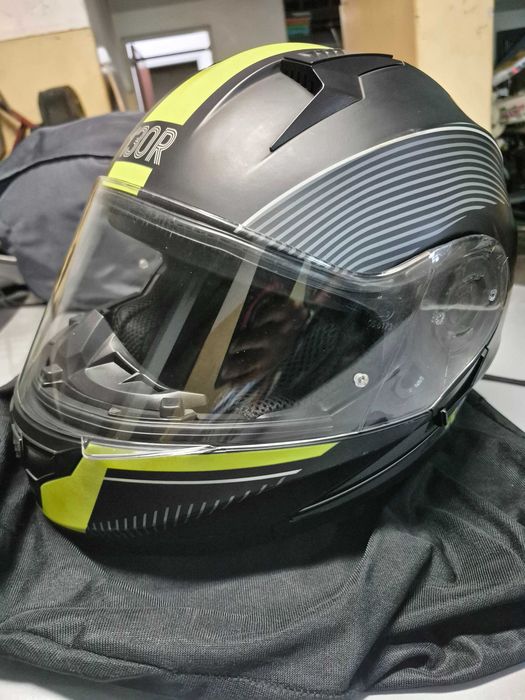 Capacete Modular 130R Tamanho S (Óculos de Sol Integrados)