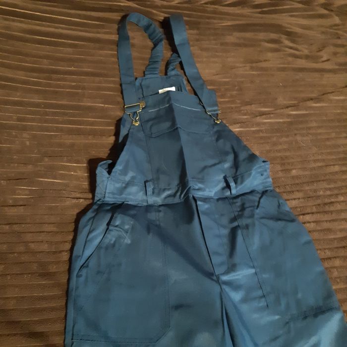 Продам напівкомбінезон робочий. 48 р.