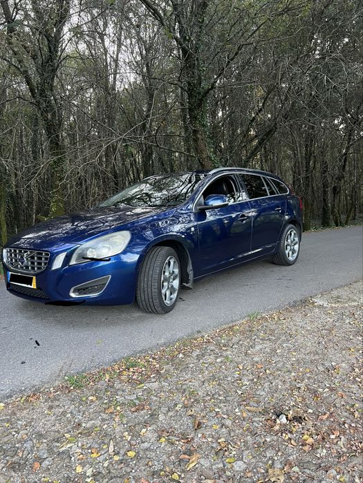 Volvo v60 D3 - 2.0 163 CV