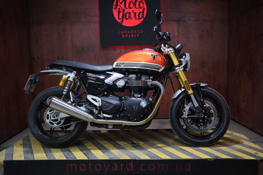 Triumph Speed Twin 1200 із Японії