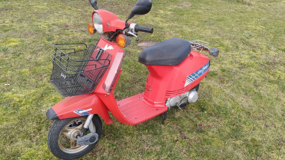 Sprzedam  unikat Honda melody limitowaną wersję biedronka