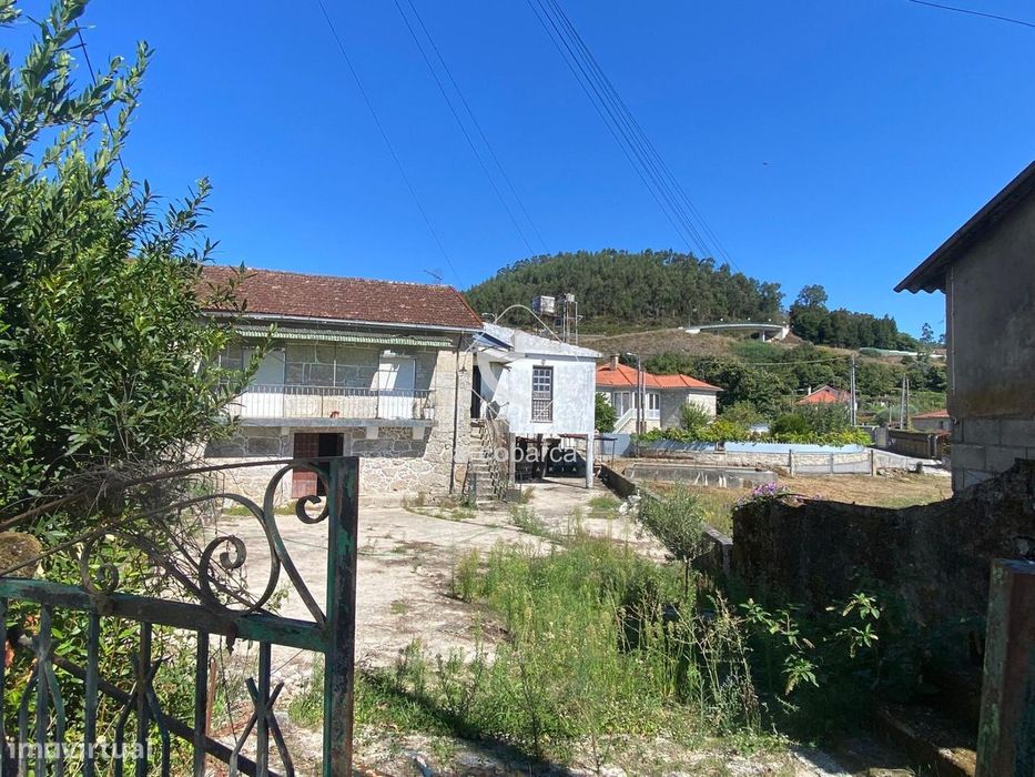 Moradia T4 - Paçô - Arcos de Valdevez