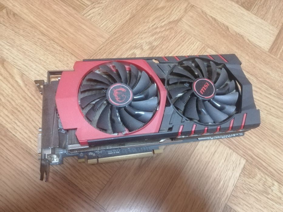 Відеокарта R9 390 gaming 8gb