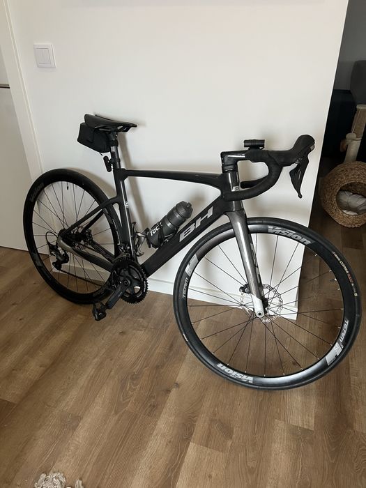 Bicicleta estrada BH RS1, Ultegra