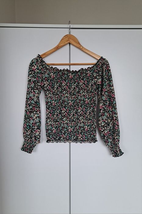 Bluzka typu hiszpanka w kolorowe plamki