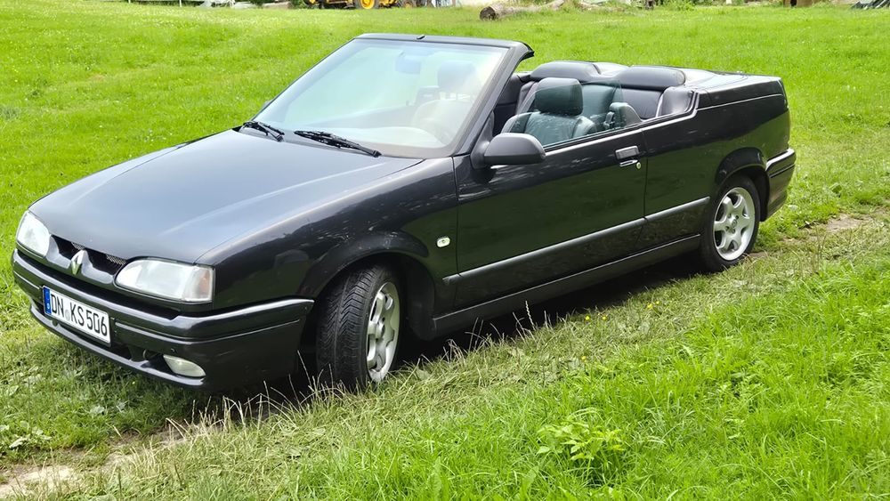 Renault 19