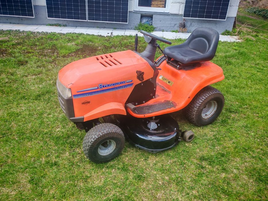 husqvarna Yt130 traktorek  kosiarka