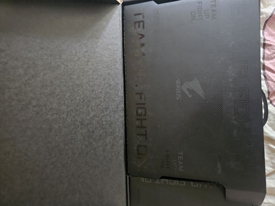 Aorus 17H BXF 4080 7i 13900hx 360hz