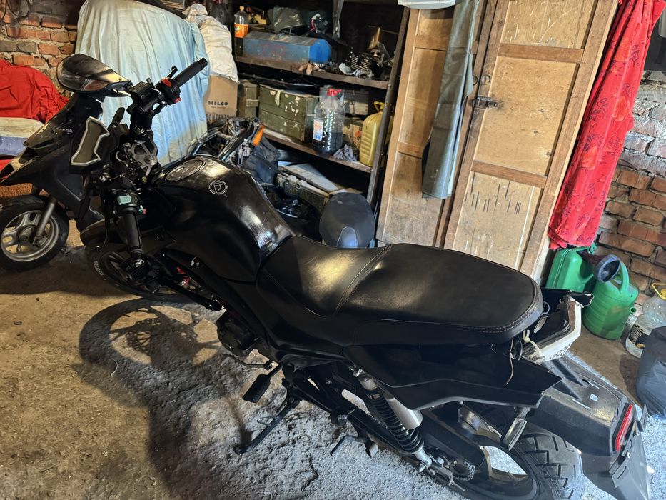 Spark sp200 r-34