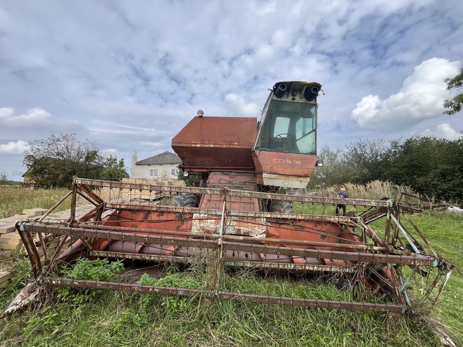 Комбайн Нива (опис)