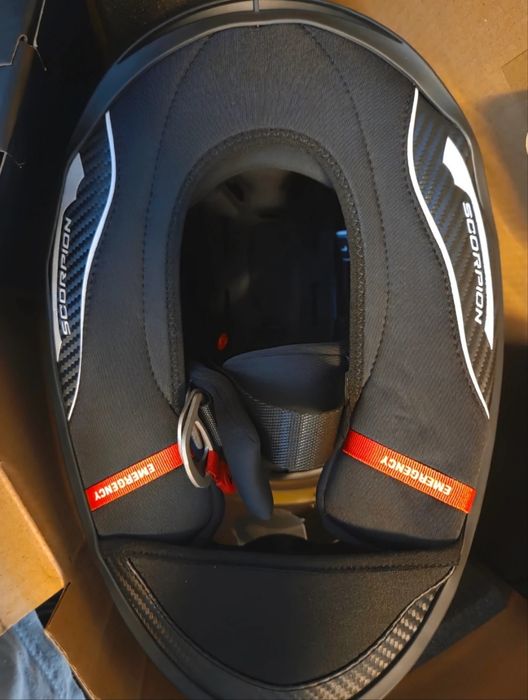 Scorpion Exo-R1 Evo carbono air onyx L