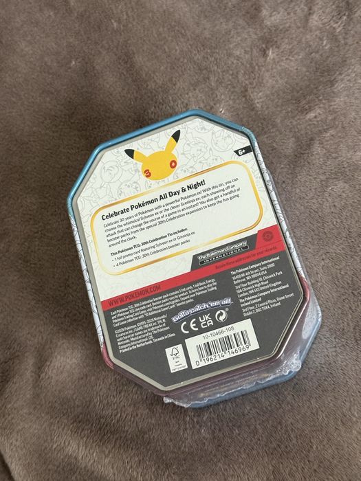 Pokémon TCG Sylveon EX Tin – 30th Anniversary