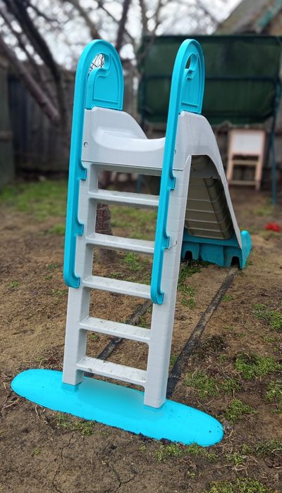 Продам детскую горку