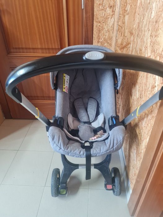 Doona Carrinho + isofix