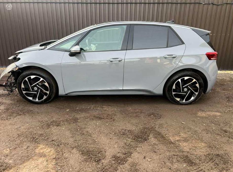 разборка бампер запчастини Volkswagen ID.3 2019 -