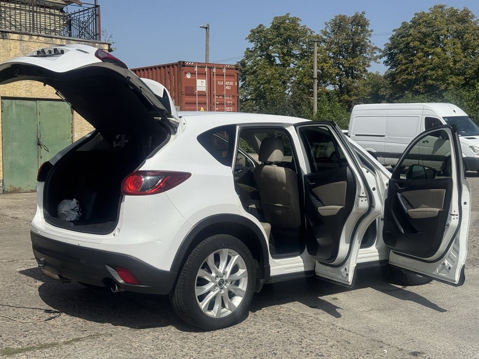 Машина Mazda CX5 Автомобіль Мазда 2016 року Дизель 2.0