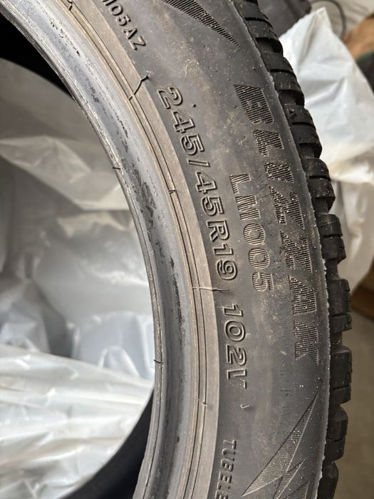 Opony Bridgestone ZIMOWE 245/45 R19