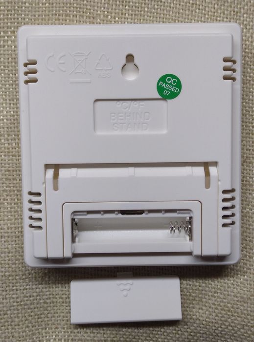 Побутовий цифровий термометр  HTC-1