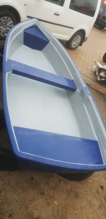 Łódka wędkarska 330