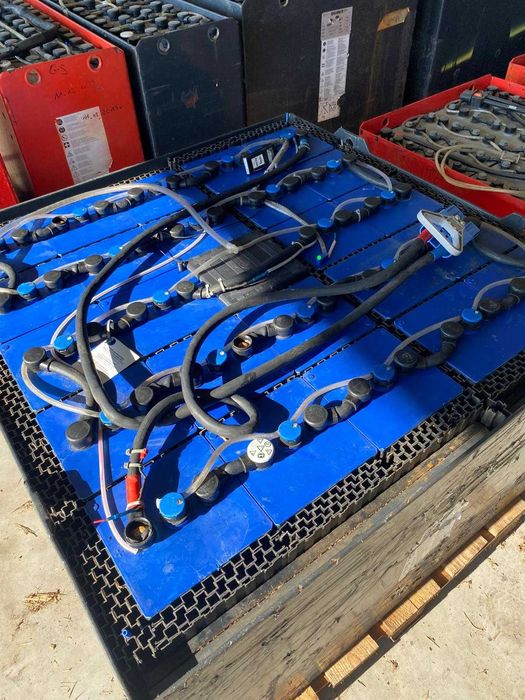 Magazyn energii fotowoltaika bateria HAWKER 48V 1150Ah