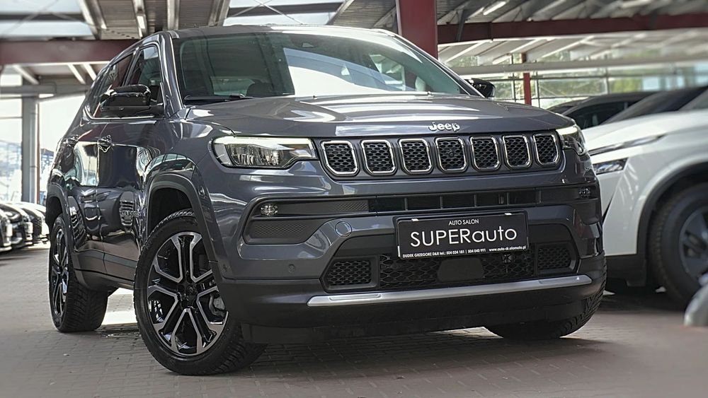 Jeep Compass 1 Właśc. Kraj Automat Apple Car VAT23 kamera Alu El. klapa