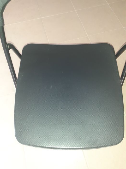 Conjunto de 4 cadeiras dobráveis. Ikea