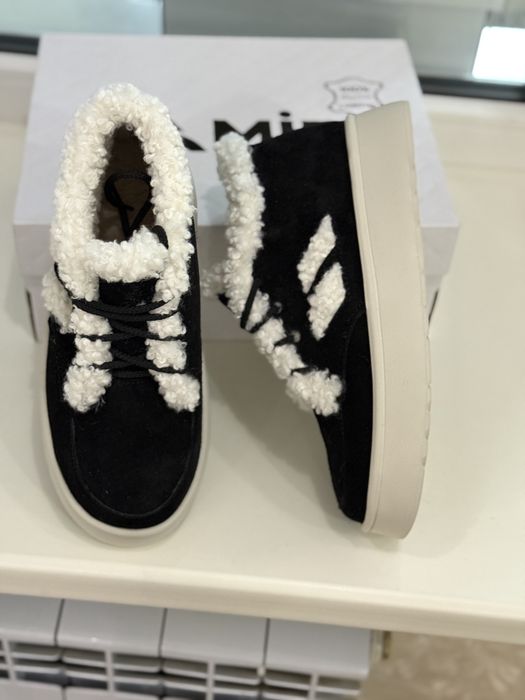 Кросівки замшеві зимові 36-23см