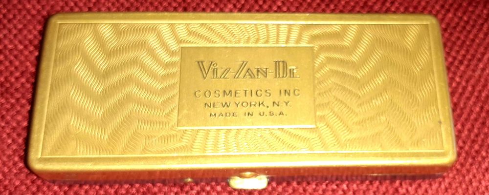 Caixa de Cosmétics N.Y.- U.S.A.