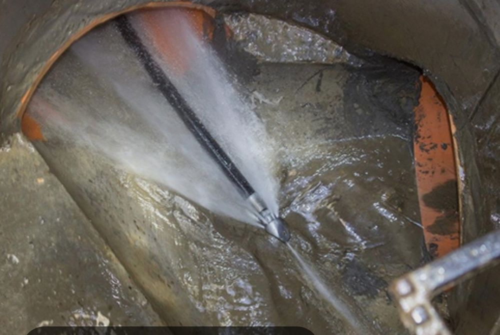 Прочистка труб каналізації Київ і область