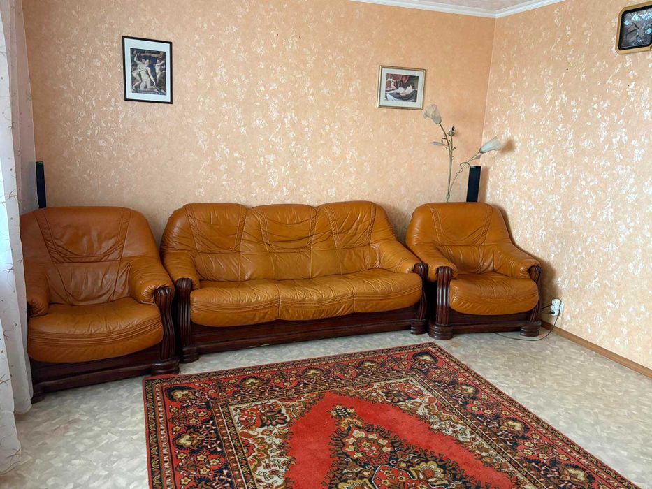 Продам 3-х комнатную видовую, крупногабаритную квартиру .