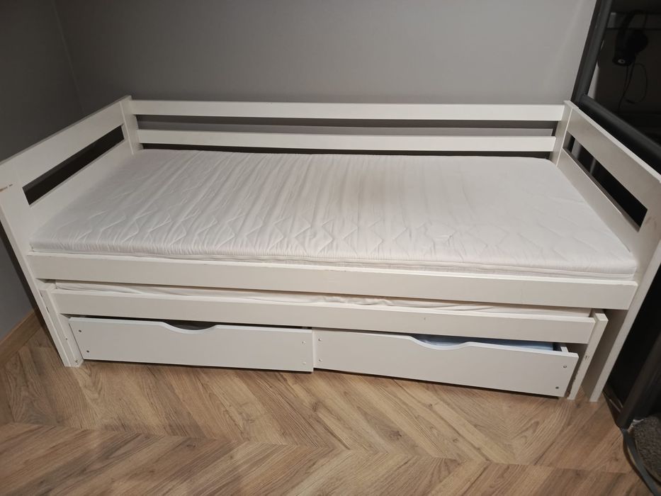 Łóżko dziecięce drewniane z ikea