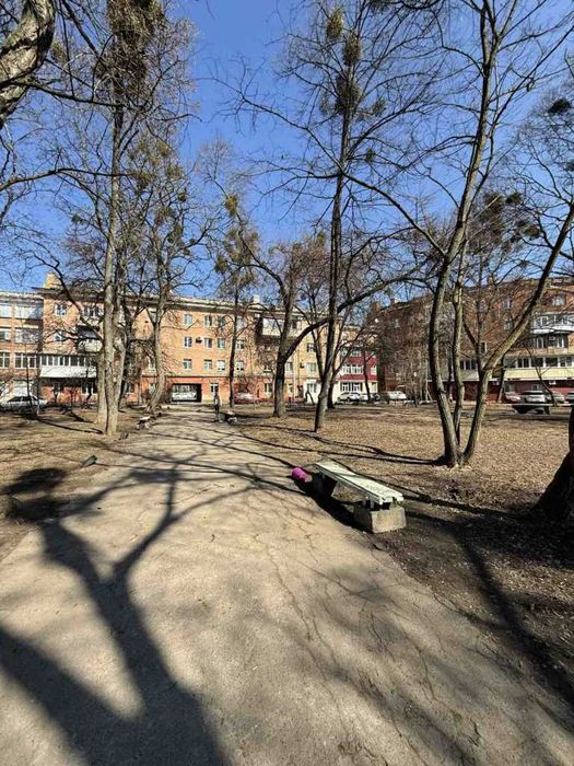 3к квартира 80м2 поверх 4/5 на Юліана Матвійчука сталінка