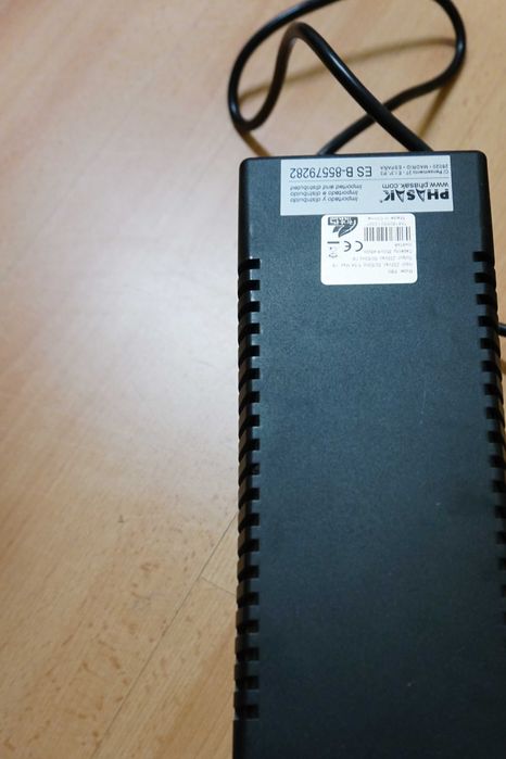 UPS com Display PHASAK P8N Otimo Estado