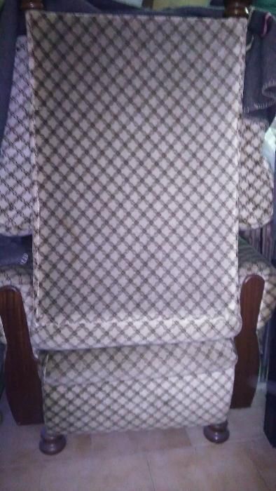 sofa, cadeirao, poltrona - 2 unidades (tambem troco)