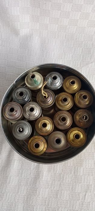 Casquilhos para candeeiro em latão antigos