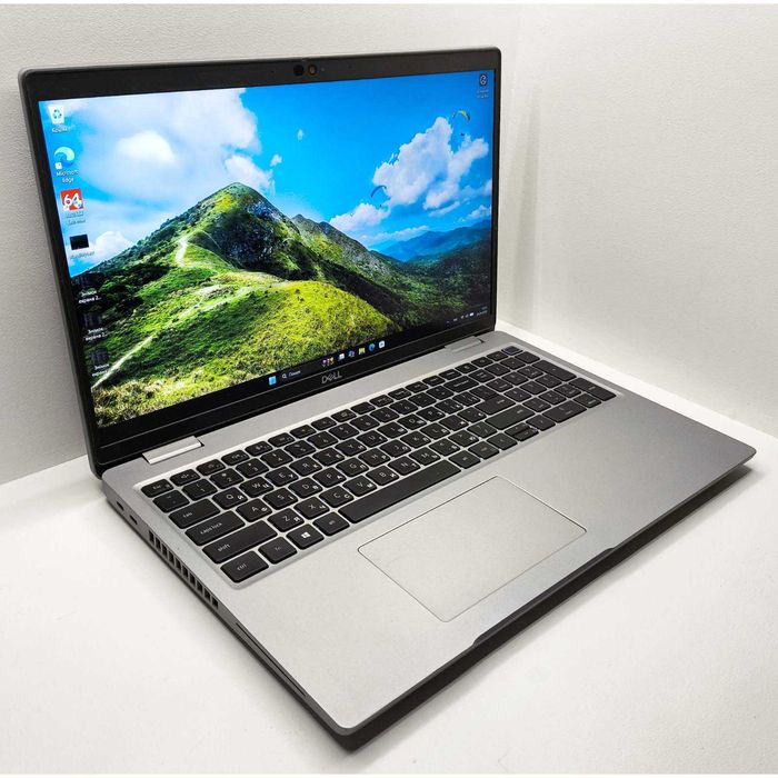 Офісний ноутбук Dell Latitude 5520 | i7-1185G7 4ядер-8поток | DDR4 16 Gb | IrisXe