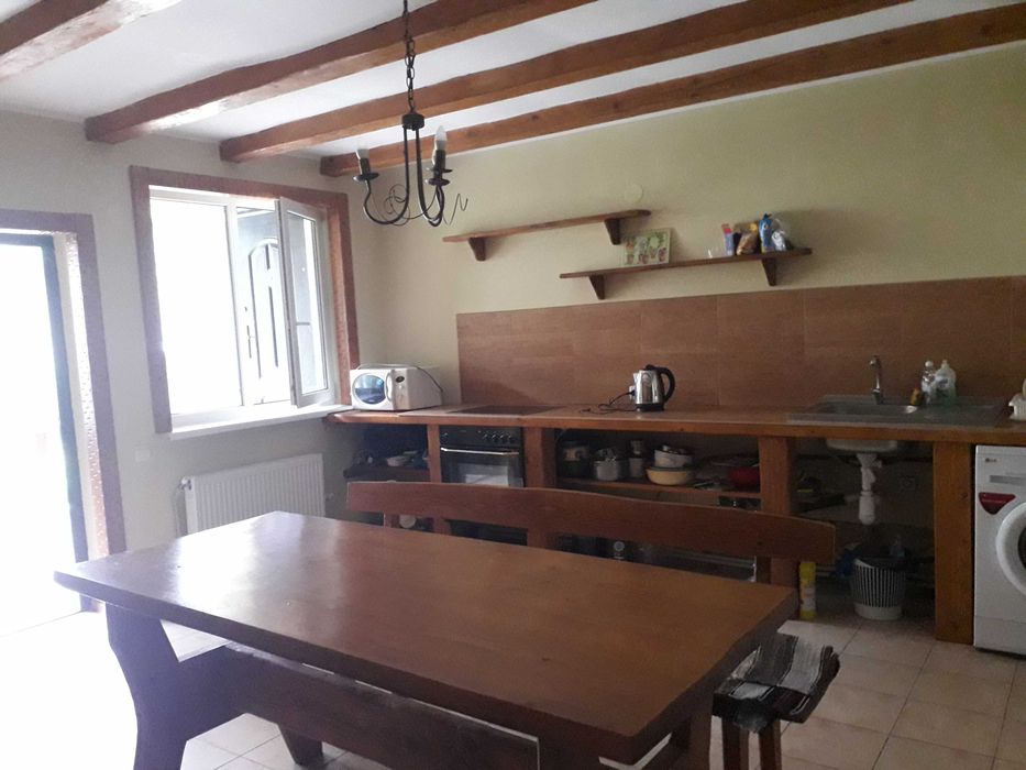 Будинок в Закарпатті продам/здам посуточно або на довготривалий строк.