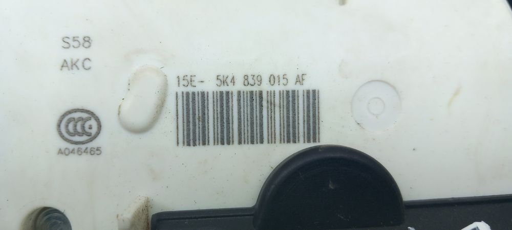 Fechadura / fecho porta trás esquerdo SEAT Leon (5F1)