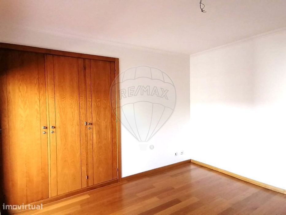 Apartamento T2 para arrendamento