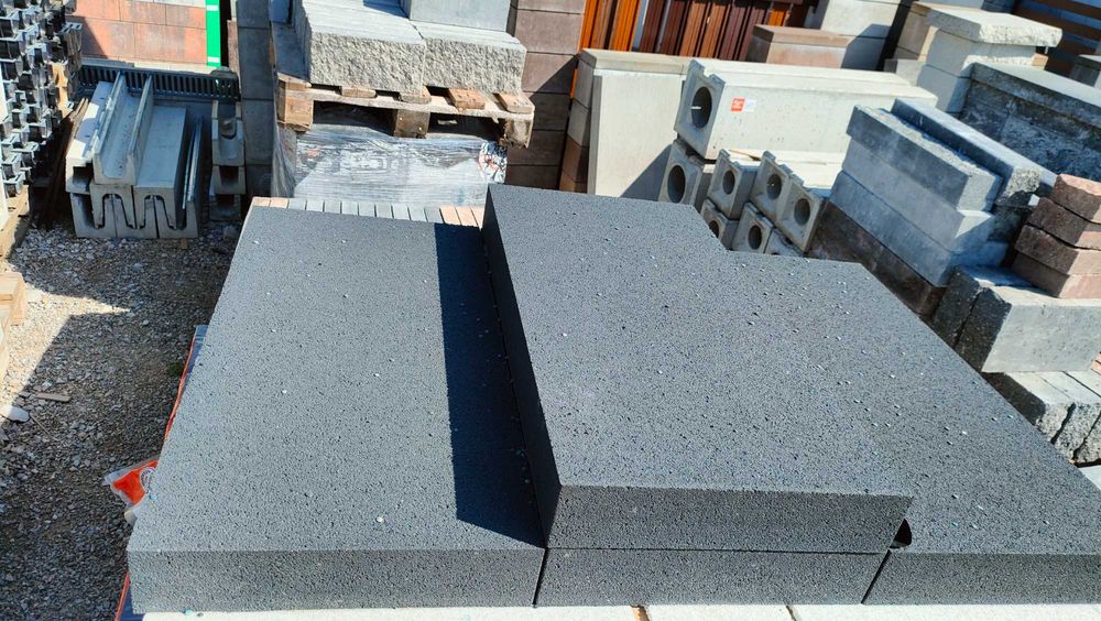 Filar podstawa pod pompę piec 80x40x8,5 stopień schody palisada beton