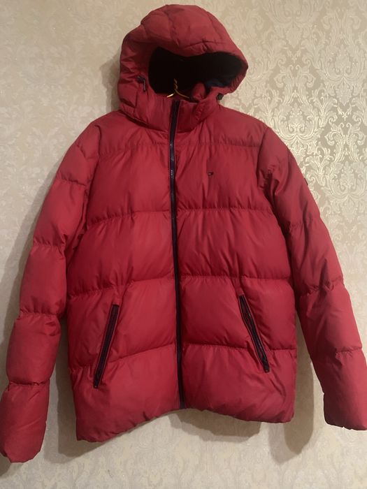 Пуховик tommy hilfiger