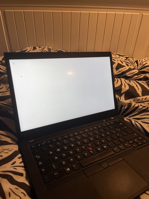 Laptop lenovo ThinkPad T490 i5-8265U 16GB ram