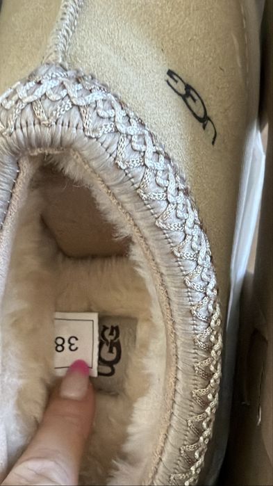UGG  tazz slipper