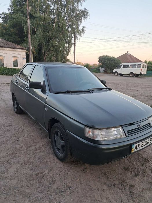 ВАЗ 21104 двигун 1.6 клап 16 ваз 2110