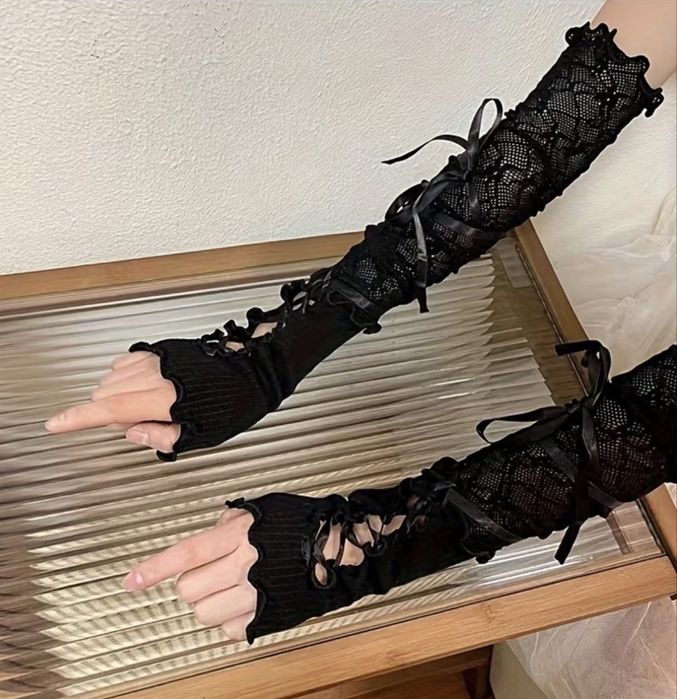 перчатки готичні