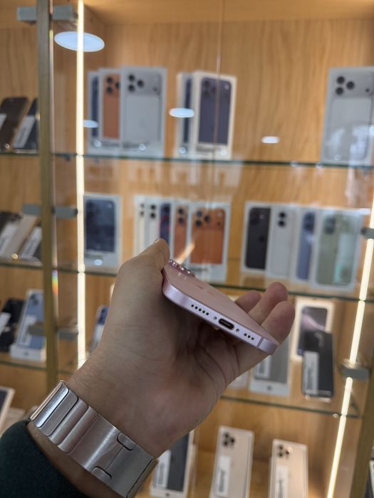 IPHONE 15 128GB COMO NOVO