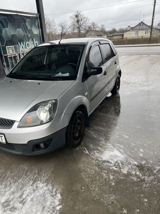 Форд фієста 2007 року 1,25 газ/бензин